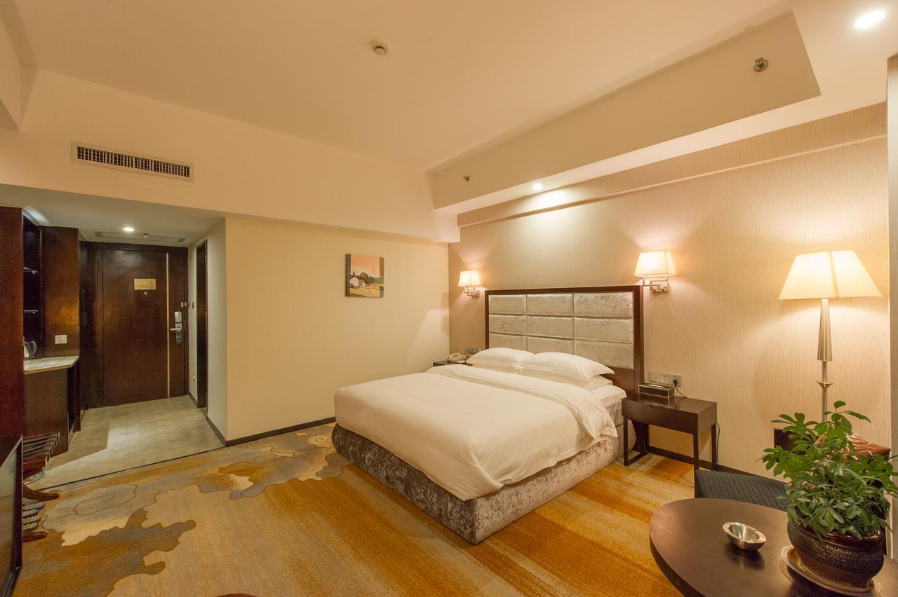 Mingfeng International Hotel Гуйлинь Экстерьер фото